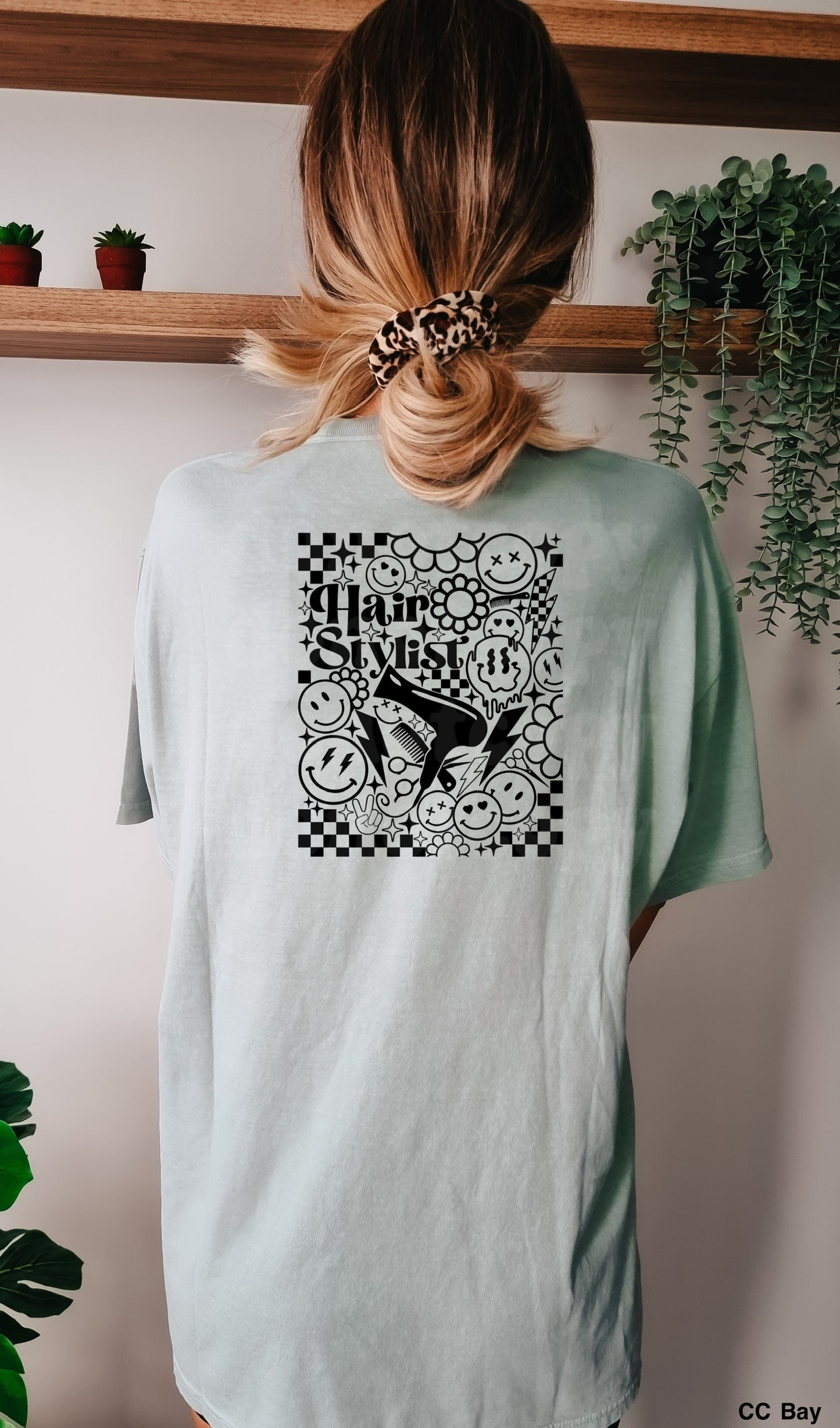 Retro Hairstylist With Pocket