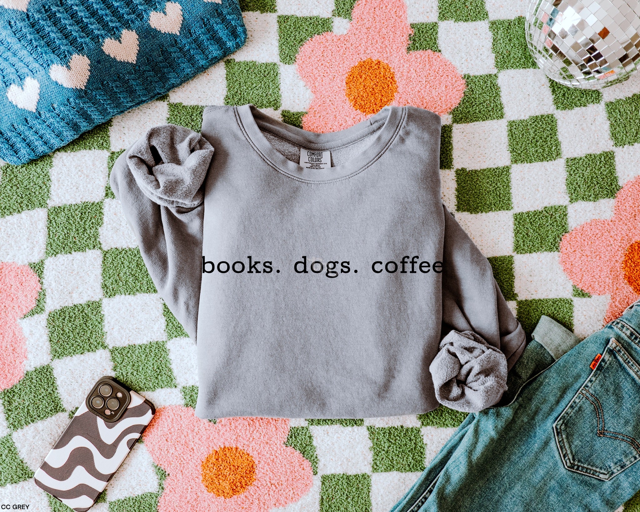 TMT // Books. Dogs. Coffee.
