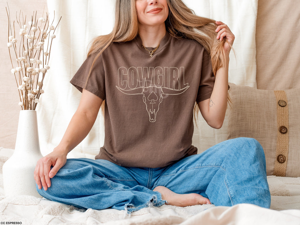 Cowgirl Bull Skull BEIGE INK
